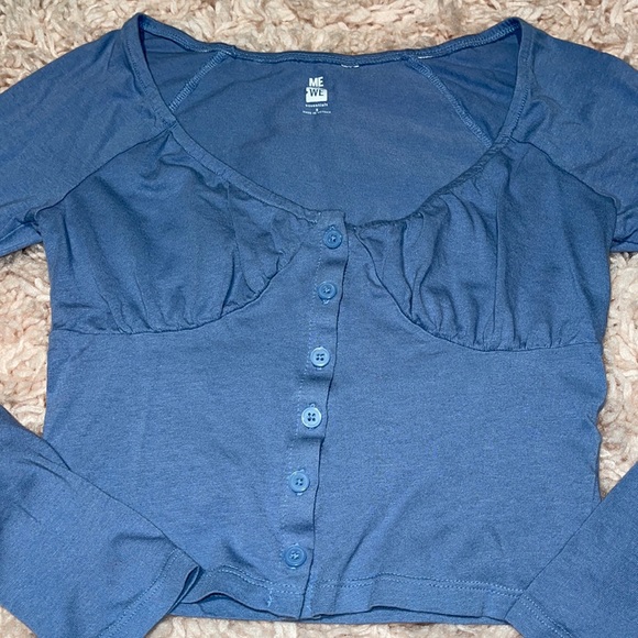 Women’s Me To We Blue Long Sleeve Buster Button Down Crop Top S - Picture 6 of 9